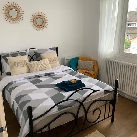 Chambre Cosy Lit Double *